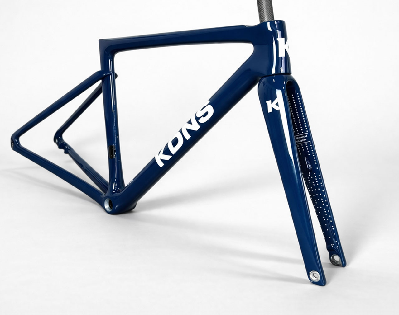 KDNS custom por Uves Bikes ppal