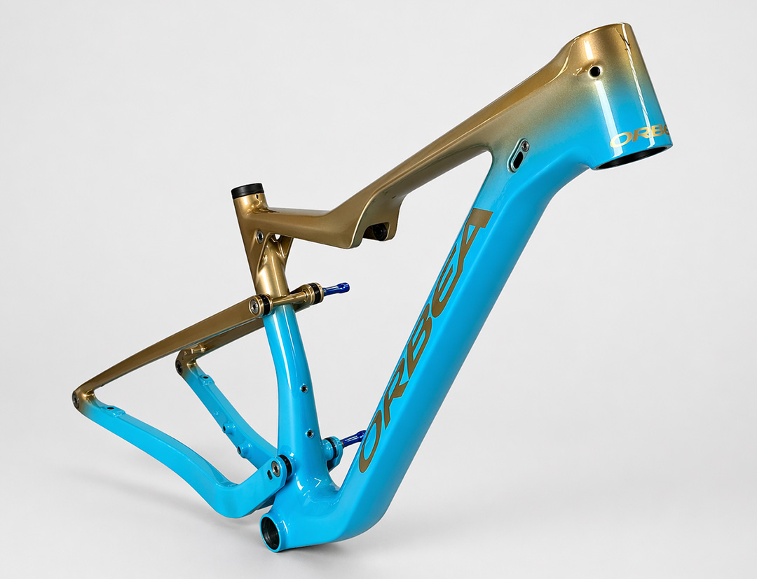 Pintar bicicleta Orbea Oiz Azul y Oro 1