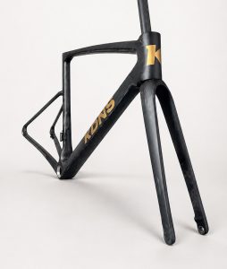 KDNS R1 Carbono Visto por Uves Bikes 9